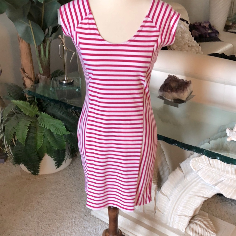 SZ L  Junior NWOT DEREK DRESS PINK/WHITE STRIPE SLEEVELESS 57% COTTON